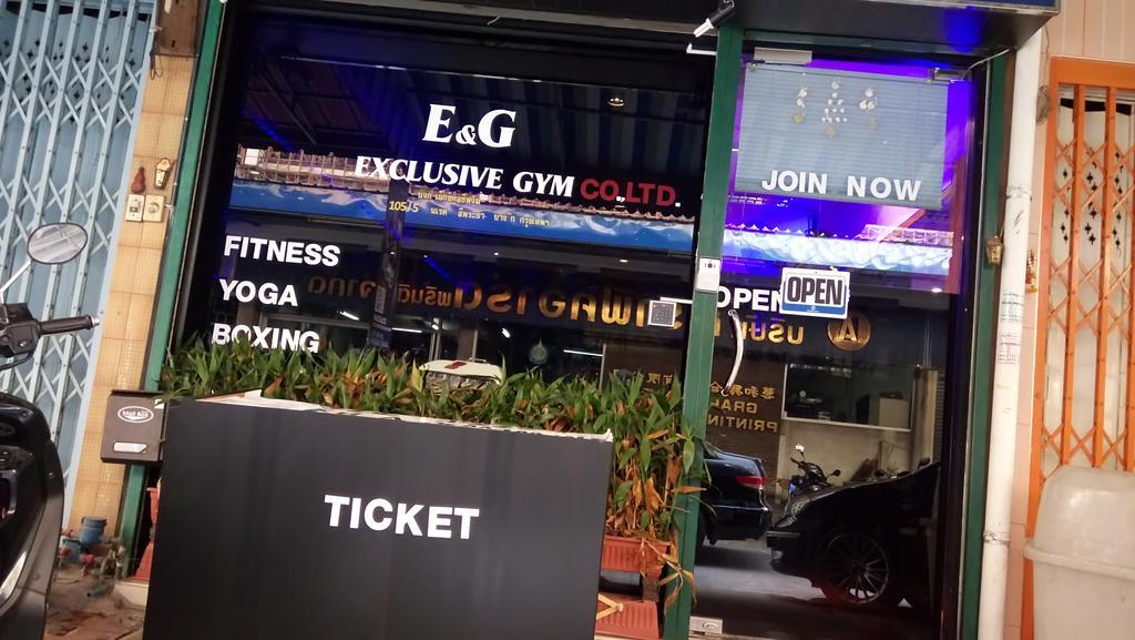 E&G Guest House 曼谷 外观 照片